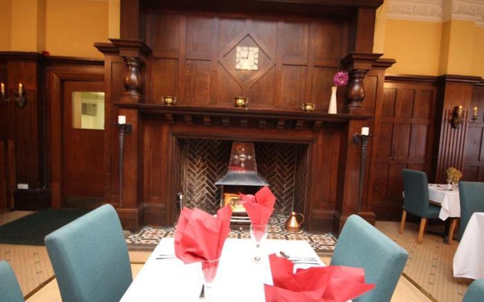 OYO Crown Hotel Stone