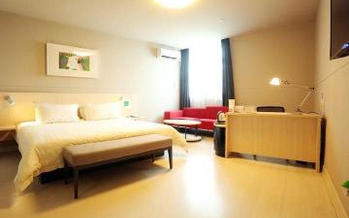 Jinjiang Inn Nanjing Changjiang Bridge North Metro Station