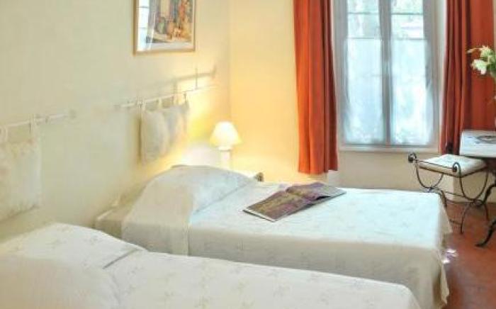 Logis Hotel la Vallee de l'Arc