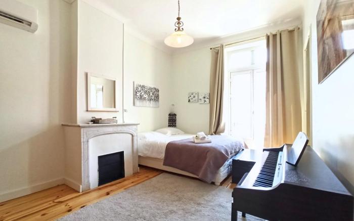 Provencal Style and Large 1 Bedroom Rue Florian
