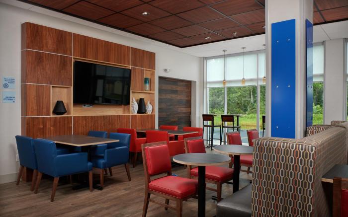 Holiday Inn Express Buffalo NE - Lockport By IHG