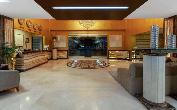 Wyndham Torreon