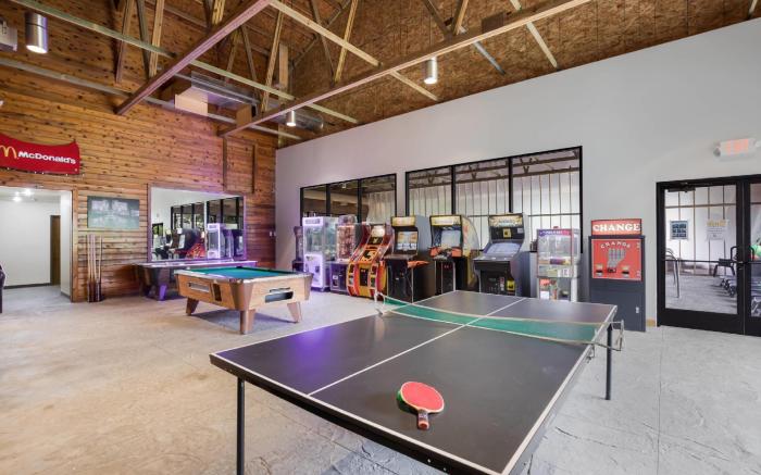 The Shore Club Wisconsin, an Ascend Collection Hotel