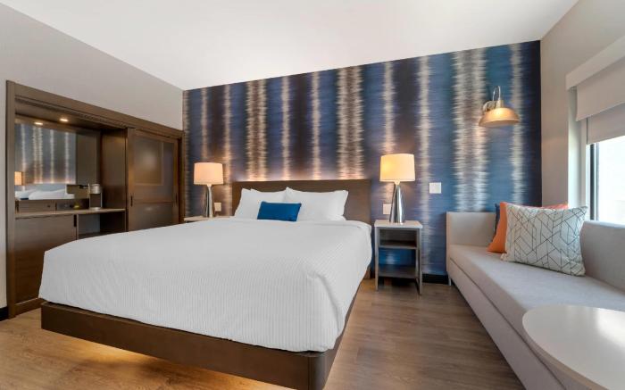 Cambria Hotel Detroit Downtown