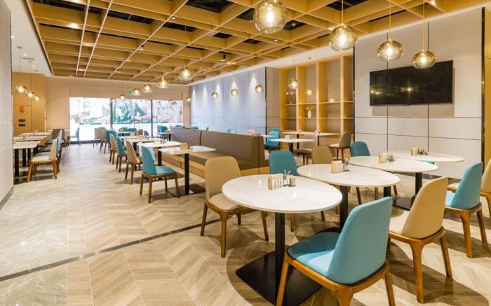 Atour Hotel Xuzhou Global Harbor High Speed Railway Station