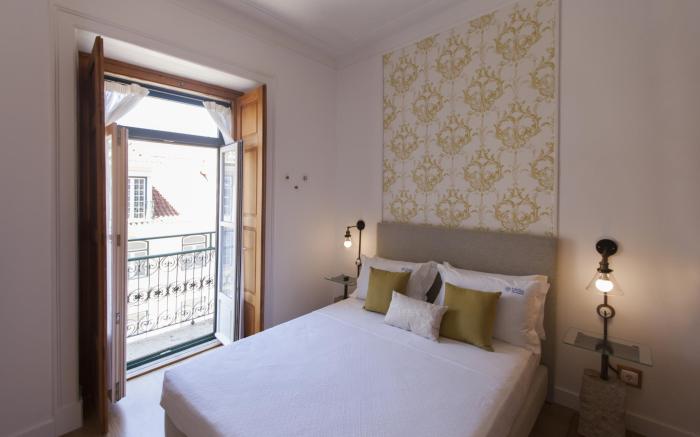 Otilia Apartments