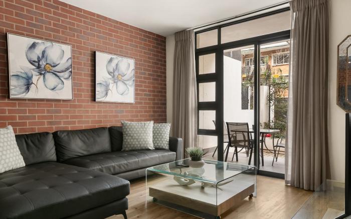 Easy Stay - The Vantage Rosebank