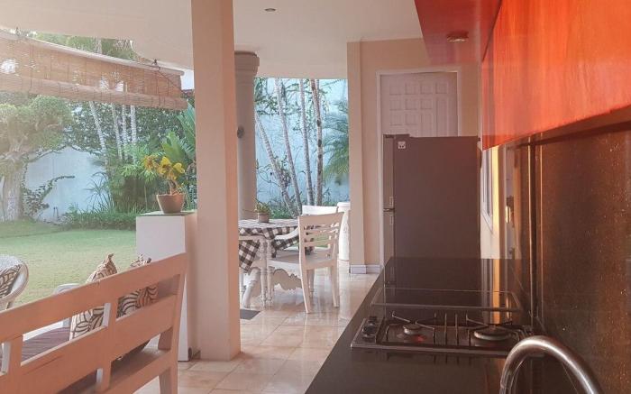Amazing 2BR Private Pool Near GWK Cultural Park