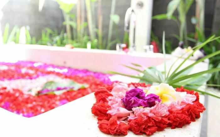 Luxury 1BR Private Pool Villa @ Seminyak