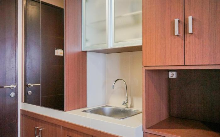 Compact & Cozy Studio Atria Apartment By Travelio