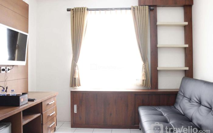 Relaxing 2BR Apartment @Buah Batu Park By Travelio