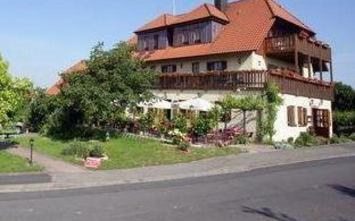 Hotel & Gasthof zum Rodelseer Schwan