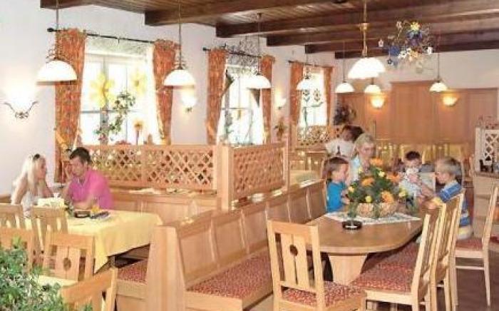 Landgasthof zum Hirschenstein, Pension Garni