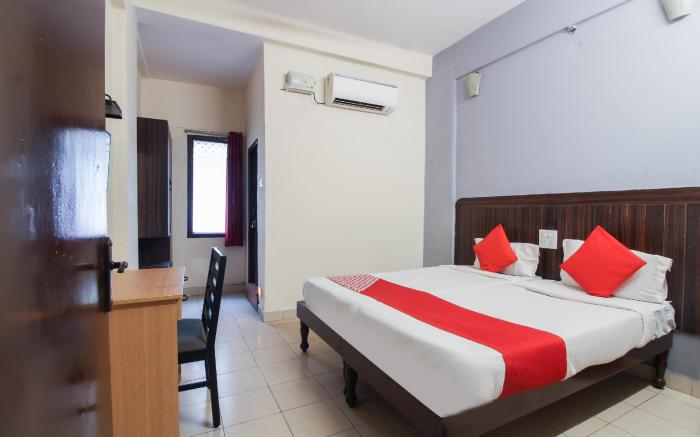 Hotel O Regal Near Paradise Circle