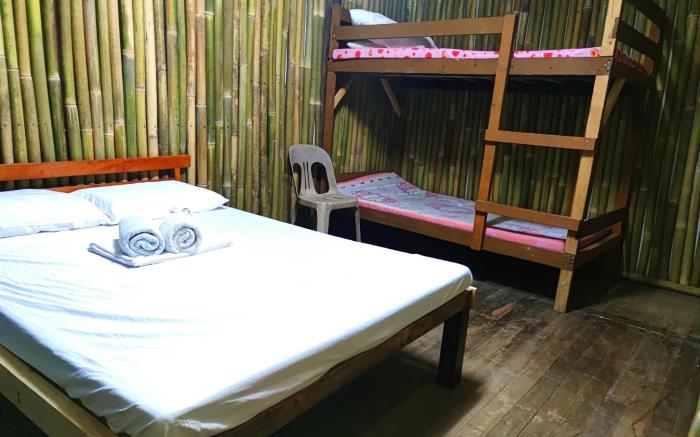Bella's Beach Resort - Right on the Beach! (apt.8)
