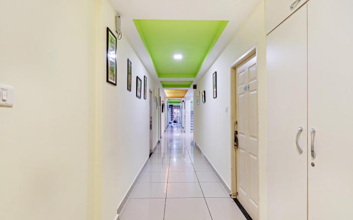 FabHotel Colors Service Apartment, Nr MRC Nagar