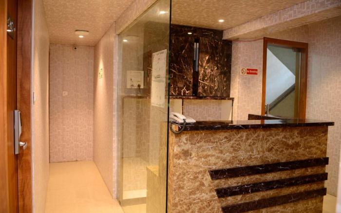 Hotel Malad Inn