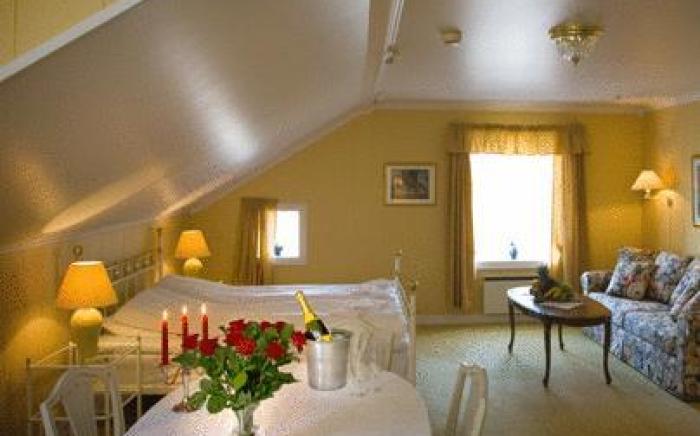 Fjordslottet Hotel