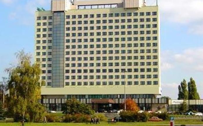 Hotel Gromada Pila
