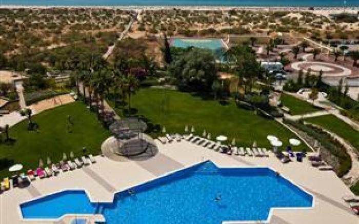Eurotel Altura Hotel & Beach Resort