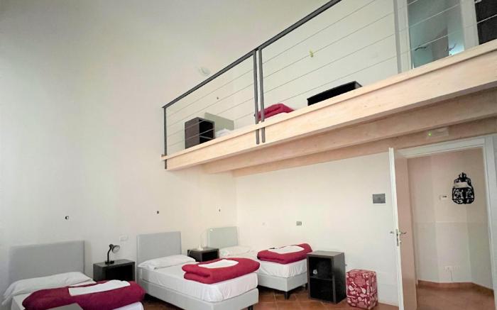 Emerald Palace Hostel