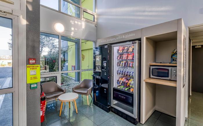 B&B Hotel Bordeaux Lac sur Bruges