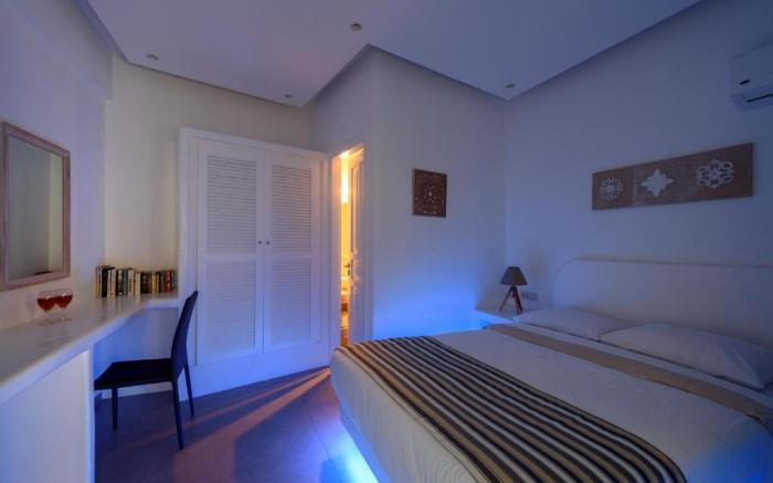Nikolas Hotel