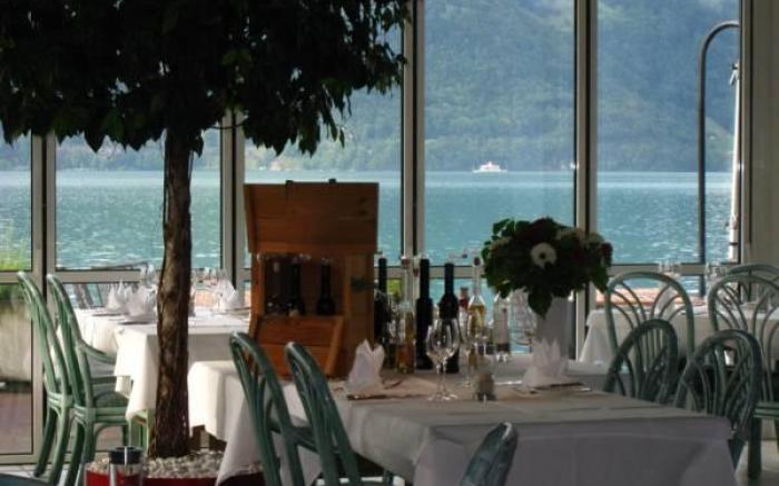 Hotel Nidwaldnerhof directly on the lake, Swiss Quality