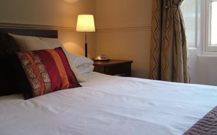 Aberdour Hotel, Stables Rooms & Beer Garden