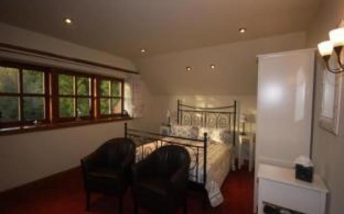 Oak Tree Inn