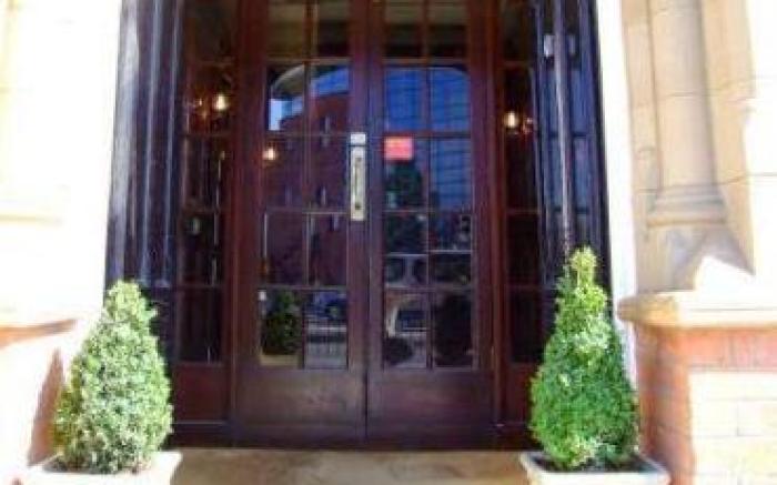 The Duke of Edinburgh Hotel & Bar