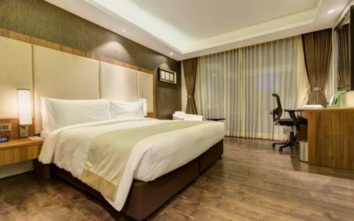 Holiday Inn Kolkata Airport By IHG