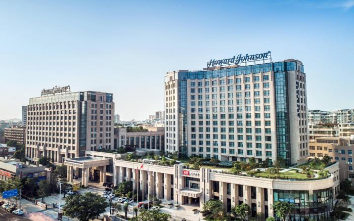 Howard Johnson Glory Plaza Chenghai