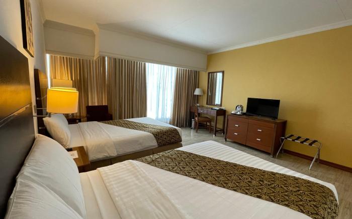 Days Hotel by Wyndham Iloilo