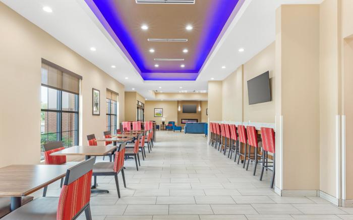 Comfort Suites Greensboro-High Point