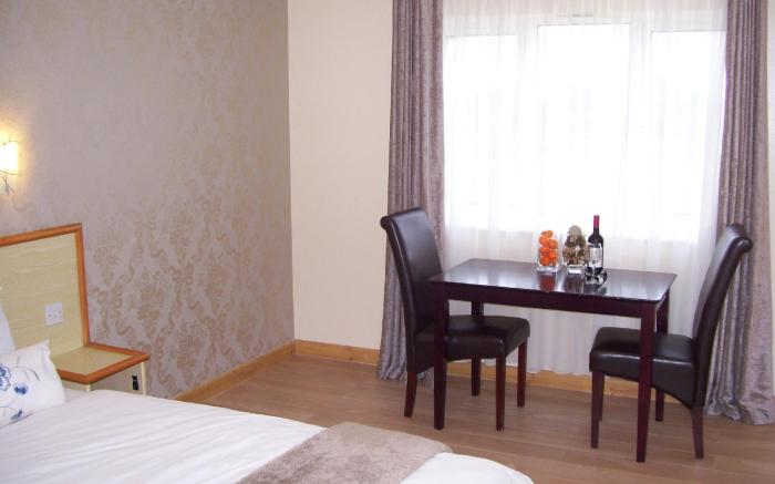 Travel Plaza Hotel