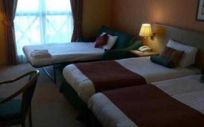 Holiday Inn Express Edinburgh Airport By IHG