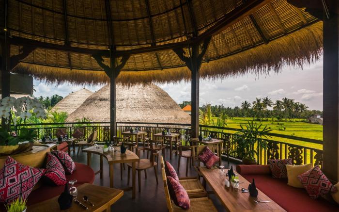 Honai Resort