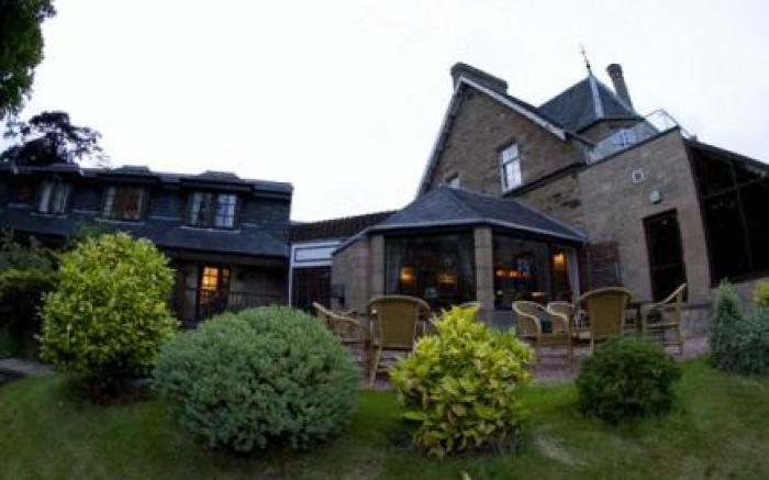 Old Manor Hotel