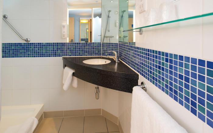 Holiday Inn Express London - Epsom Downs By IHG