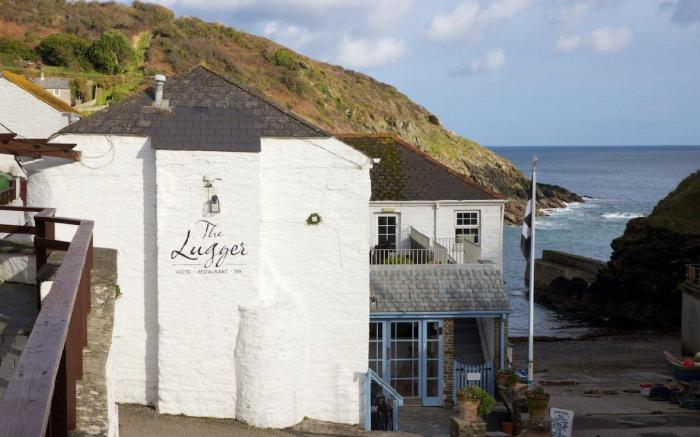 Lugger Hotel