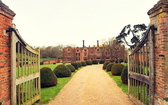 Seckford Hall Hotel and Restaurant