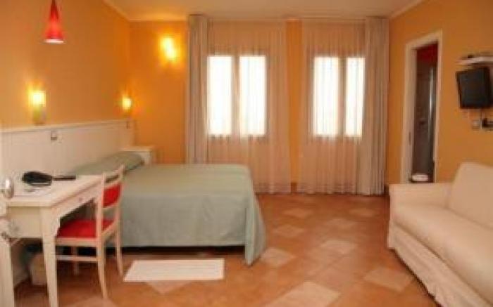 Marin Hotel