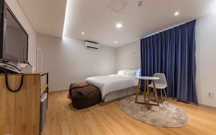 H-AVENUE Hotel NamChuncheon
