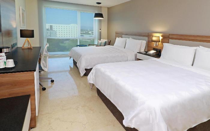 Holiday Inn & Suites Puerto Vallarta Marina & Golf By IHG