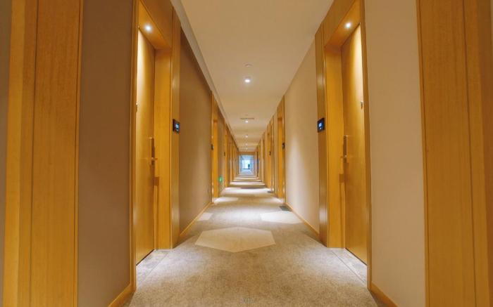 Wassim R Hotel (Suzhou Shantang Street Shilu Metro Station)