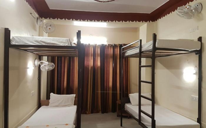 Wow Backpackers Hostel
