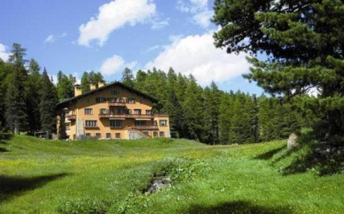 Hotel Chesa Spuondas