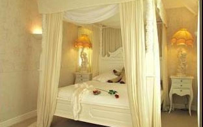 Aphrodites Group - Luxury Hot Tub Suites in Central Lake District!