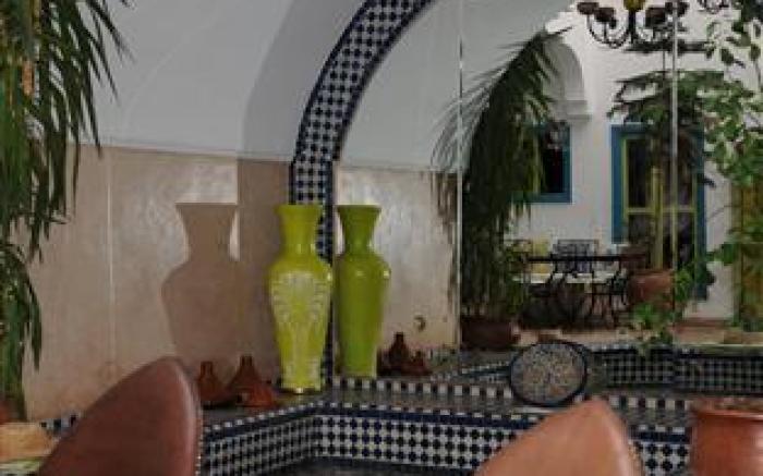 Riad Lauriers Blancs
